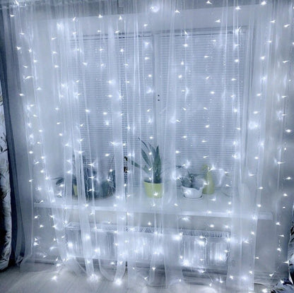 LED aizkaru virtene, 300 LED, 3x3 m, Auksti balta(bez āķiem un barošanas bloka.)