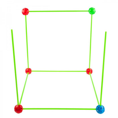 Salmiņu konstruktors ar gariem salmiņiem